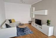 Helle 2-Zimmer-Wohnung mit Balkon!