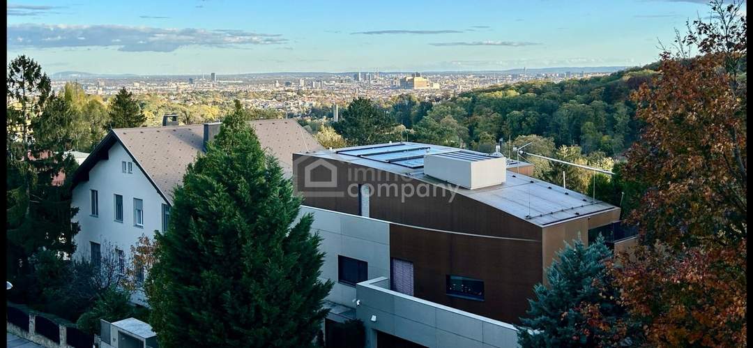 Erstbezug: Familienwohnung mit Fernblick über Wien, inkl. Freifläche, zwei Stellplätze und Outdoor-Pool