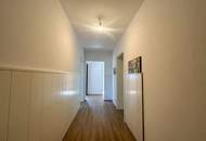 3-Zimmer Wohnung mit viel Potenzial und sonniger Loggia!