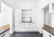 Stilvoller Altbau-Traum mit Loggia &amp; Balkon in Bestlage – Belvedere Viertel