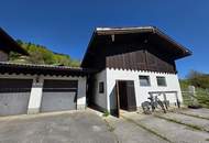 Mehr als ein Zuhause: Ein Refugium für Mensch und Tier - Zweifamilienhaus mit Doppelgarage und Stallgebäude