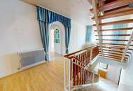 **Großzügiges Ein - Mehrfamilienhaus mit vielen Möglichkeiten in Burgau**