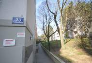 GARAGENPLATZ NÄHE HANUSCH KRANKENHAUS IN PENZING