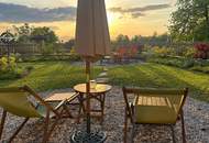KAUFEN & EINZIEHEN! Vollmöbliertes Minihaus inkl. Garten, Terrasse und Carport in der steirischen Toskana sichern!