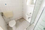 Sanierungsbedürftige 1,5-Zimmer Wohnung im Hochparterre nahe U1/U2 Praterstern (ca. 400 m)