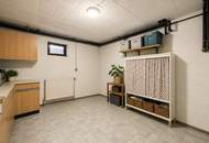 ***Mittelreihenhaus in ruhiger Siedlungslage – umfassend modernisiert, 221 m² Nutzfläche***
