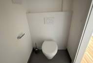 3-Zimmer Dachgeschosswohnung mit 2 Badezimmer, im Nibelungenviertel, Nähe Lugner City und Bundesportzentrum Schmelz