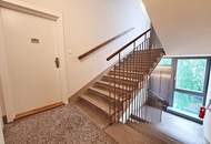 TOPGELEGENHEIT! EIGENHEIM MIT POTENTIAL, 113 m2 Neubau mit Loggia, 4 Zimmer, Küche, 2 Bäder, teilmöbliert, 3. Liftstock, Enkplatz