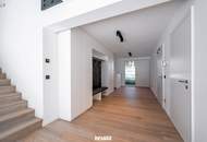 Exklusive Garten-Residenz mit Pool & Au-Pair-Suite
