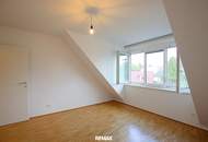 Panorama Aussicht auf einen Park - DG Wohnung in einer tollen Lage!