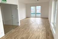 Genießen Sie die riesige Terrasse (teilweise überdacht) mit Panoramablick unbefristete Miete möglich, Stellplatz verfügbar!