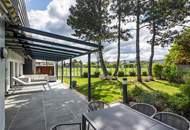 Exklusives Architektenhaus – bezugsfertig, repräsentativ, außergewöhnlich | Edelstahlpool | Mit zwei Eingängen vielseitig nutzbar