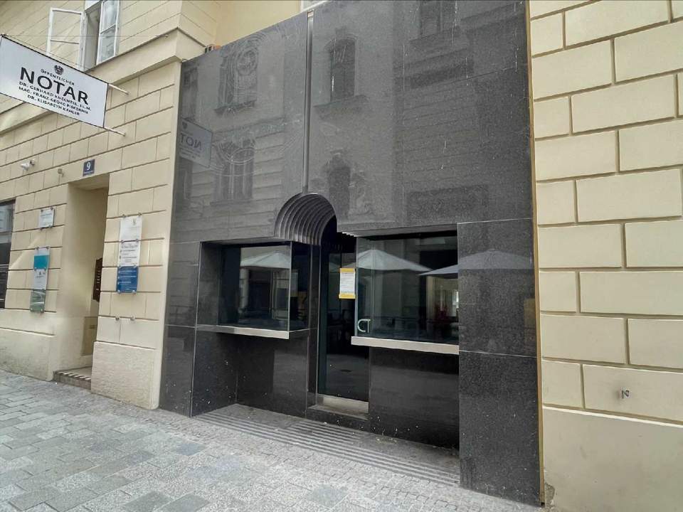 Einzigartige Geschäftsfläche im Herzen von Wien – Palais Esterházy zu mieten