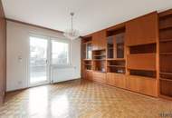 EIN- ODER ZWEIFAMILIENHAUS, gute Substanz, Modernisierungsbedarf