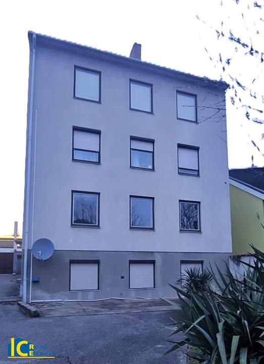 Geräumige 3-Zi-Wohnung 88,5m² mit Garage in Wiener Neustadt, Miete €770,47