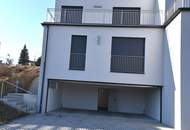 IDYLLISCHES DOPPELHAUS in den Weinbergen - mit DOPPELGARAGE, GARTEN, TERRASSE & DACHTERRASSE!