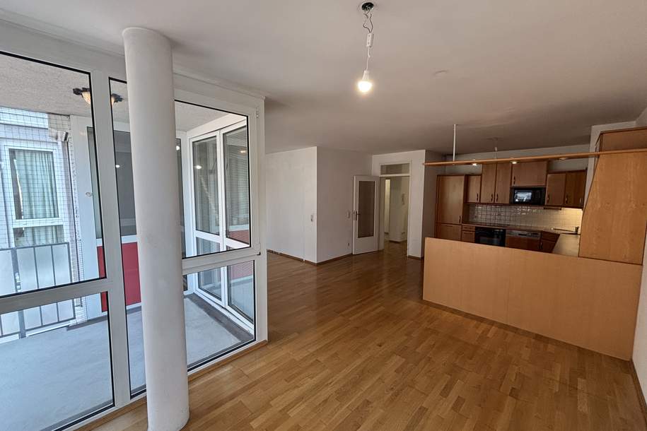 Eigentumswohnung in zentraler Linzer Lage mit Tiefgaragenplatz, Wohnung-kauf, 295.000,€, 4020 Linz(Stadt)