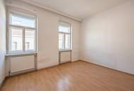 Ihre Chance: 3-Zimmer Altbau (sanierungsbedürftig) mit großem Umbaupotenzial