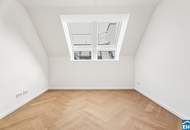 Eleganter Altbau mit modernem Penthouse-Dachausbau