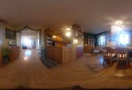 Repräsentatives Einfamilienhaus mit großen Garten &amp; Naturpool