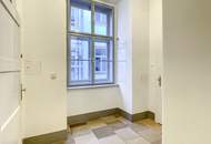 BÜRO in historischem Denkmal-Haus in Toplage der Innenstadt!
