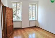 Herrliche Altbau-Wohnung: 4,5 Zimmer mit Loggia und Gartenanteil