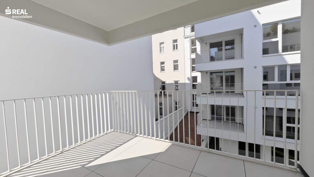 Erstbezug - Hofseitige 3-Zimmer-Balkonwohnung