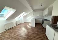 Nur ca. € 4.000 pro m² - 3 Zimmer DG-Wohnung - 2 Gehminuten zur U3 Station Johnstraße