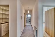 Dachgeschossjuwel in Wattens mit Panoramablick, Balkon & Ofen – geringe Betriebskosten