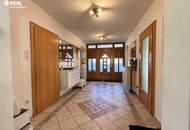 großzügiges, modernisiertes Einfamilienhaus mit Swimming Pool, Keller &amp; Garage in Bruck an der Leitha