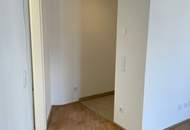 2-Zimmer-Dachgeschosswohnung mit Dachschräger, inkl. Komplettküche, Terrassen-Außerfläche und Kellerabteil - ALF52 Top1-45
