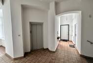 "Altbau trifft Wohnidee – 2 Zimmer mit Potenzial bei der U3!"