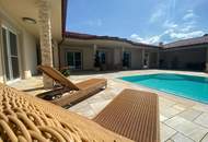 Ultimativer Luxus im Mediterranen Stil: Sensationeller Bungalow mit Pool in Exklusiver Ausstattung und Top Ruhelage, hier erfüllt sich Jeder Wohntraum