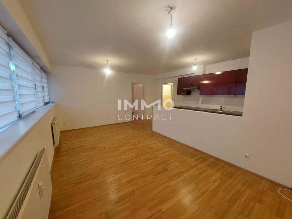 BITTE NUR SCHRIFTLICHE ANFRAGEN ! Helle, hübsche 2 Zimmer- Wohnung in der Guldengasse