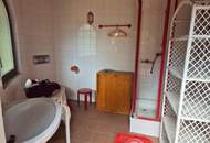 GRUNDSTÜCK IN ZENTRUMSNÄHE MIT GARAGE, POOL UND POOLHAUS