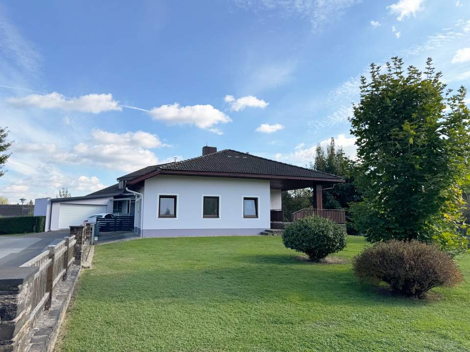 Traumhafter Bungalow in Wildon – gemütliche Doppelhaushälfte mit Garten &amp; Solarenergie