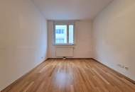 Breitenfelder Gasse: 4-Zimmer Wohnung mit Loggia in toller Lage - 4.OG