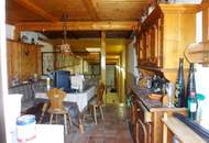 Bungalow mit Keller und Garagen!