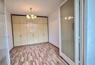Generalsanierte Wohnung mit neuer Küche, Bad, Elektrik etc. in ruhiger Lage.