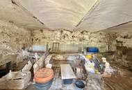 Baugrundstück mit sanierungsbedürftigem Bauernhof, Stallungen und Stadl in ländlicher Lage zu verkaufen.