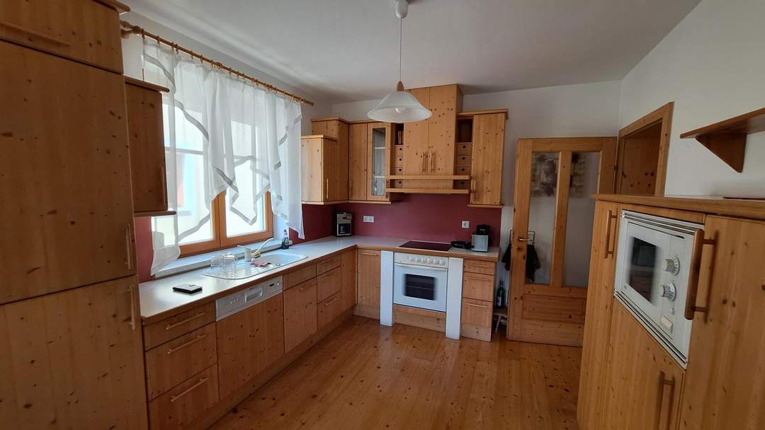 Wunderschöne lichtdurchflutete 3 Zimmerwohnung in ruhiger Lage in Leibnitz