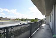 Preis gesenkt: 2-Zimmer Wohnung mit Balkon &amp; neuer Küche nahe der Siemens AG