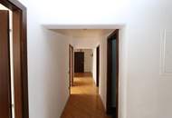 Erste Lage! großzügige 5 Zimmer Wohnung mit Balkon und toller Aussicht