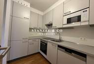 SONNIGES &amp; MODERNES TERRASSENDACHGESCHOSS