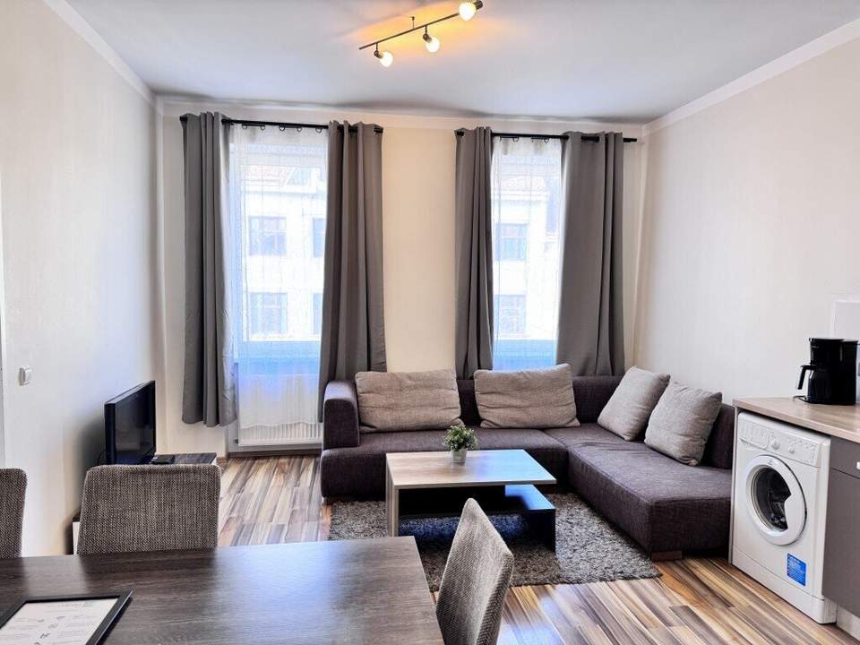 Möblierte 3-Zimmerwohnung im 3. Liftstock