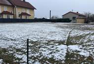 Ebenes Grundstück in guter Lage für Einzel oder Doppelhausbebauung mit Wohnbauwidmung