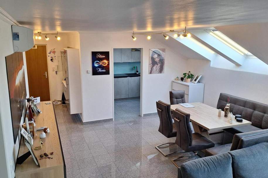 „Sonniges Dachgeschoss-Highlight in Gralla!“ 4 Zimmer Garage und mehr..., Wohnung-kauf, 189.000,€, 8430 Leibnitz