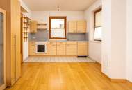 NEUER PREIS ! Barrierefrei, großer Garten und Garagenstellplatz inklusive - perfekte Wohnmöglichkeit !