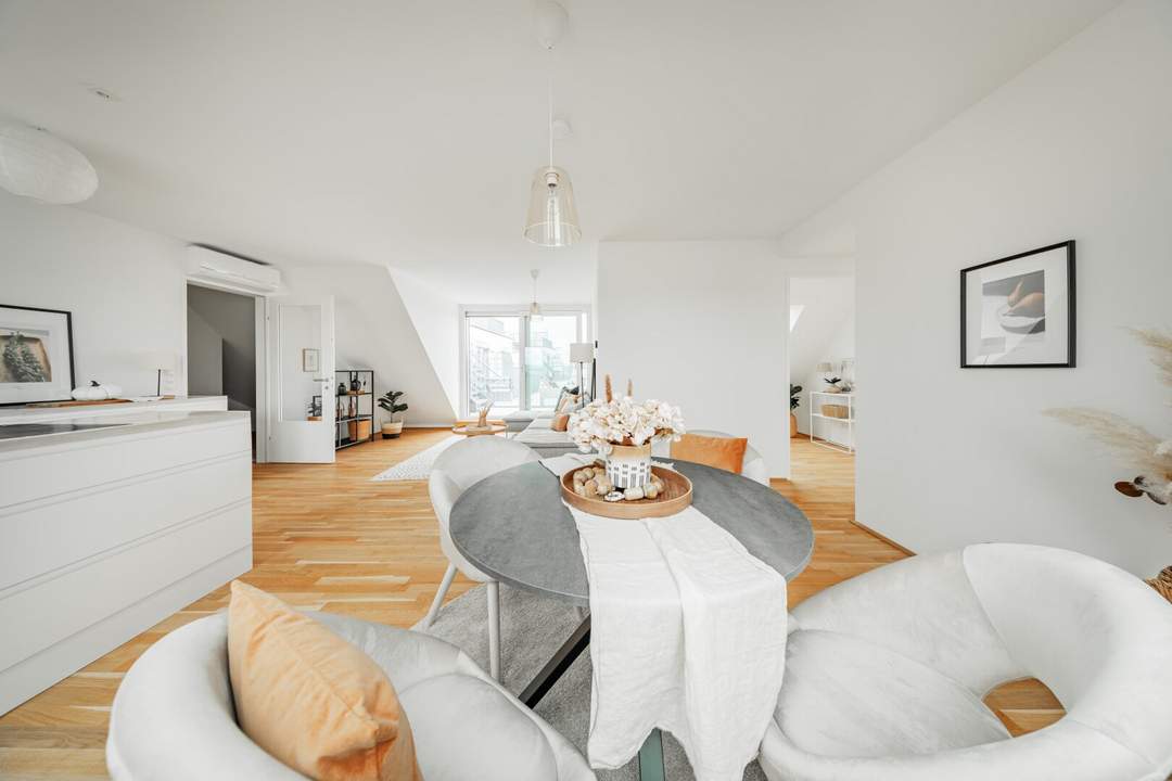 Dachgeschoss mit Weitblick: Urban. Modern. Exklusiv.