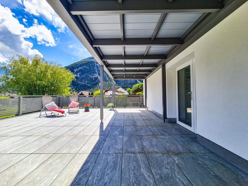 Exklusive 4-Zimmer-Wohnung mit großzügiger Sonnenterrasse!